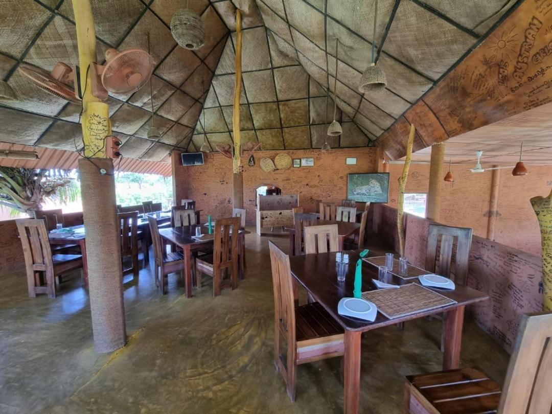Yala Peace Cottages Тиссамахарама Экстерьер фото